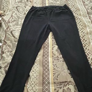Ladies Ellos black jeggings. Size L.